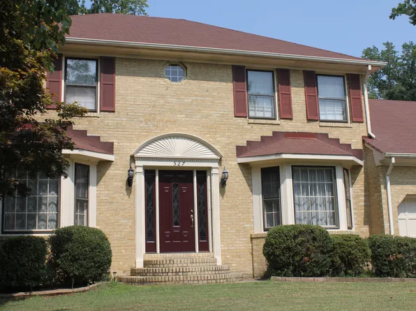 527 Currituck Dr, Chesapeake, VA 23322