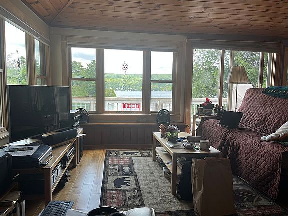 4th image of 1216 Old Cottage Ln