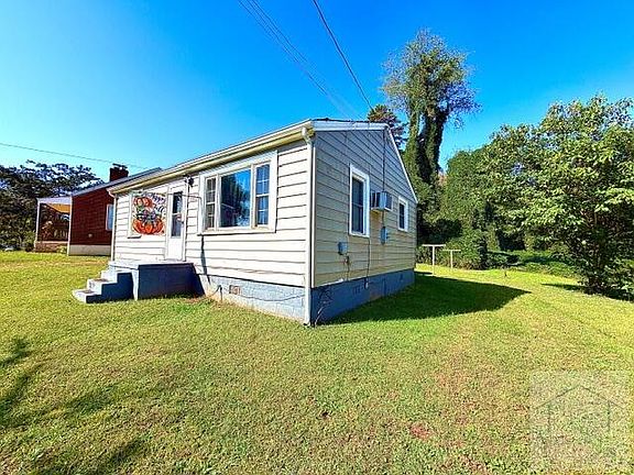 2nd image of 1021 Barrows Mill Rd