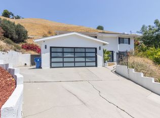 23228 Cass Ave, Woodland Hills, CA 91364