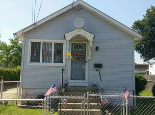 56 Taylor Ave, Middletown, NJ 07748