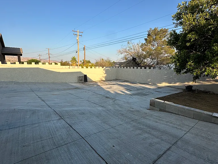 65911 Buena Vista Ave — Photo 20