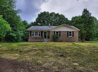136 Lakeview Rd, Cherryville, NC 28021