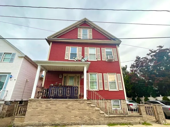 61 Washington St, New Bedford, MA 02740