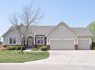 331 S Chippers Ct, Andover, KS 67002