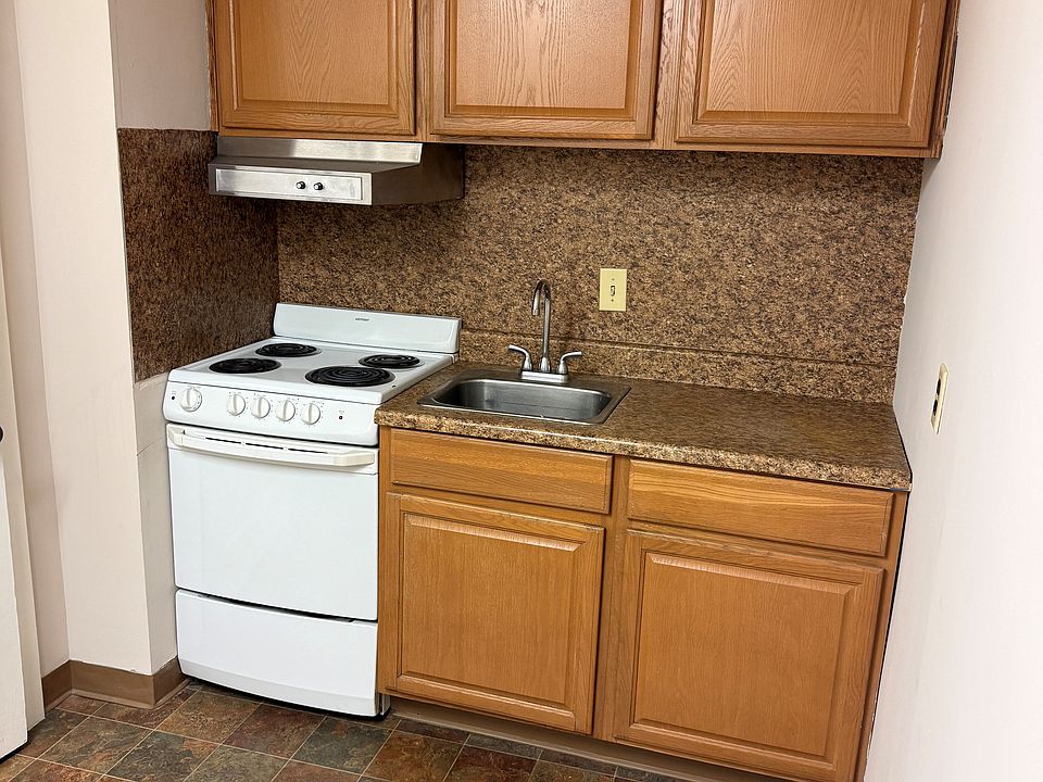 2nd image of 24 N Church St #3
