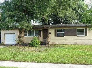 6605 Lenczyk Dr, Jacksonville, FL 32277