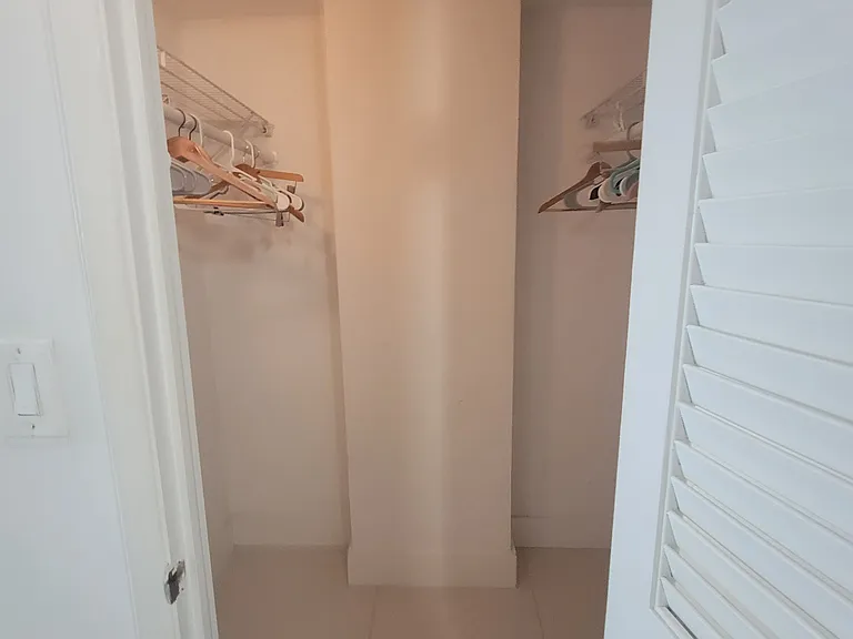 19380 Collins Ave #21 — Photo 10