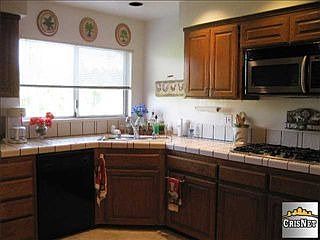 4th image of 18821 Hatteras St Unit 2
