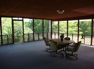 1008 Summers School Rd, Morgantown, WV 26508