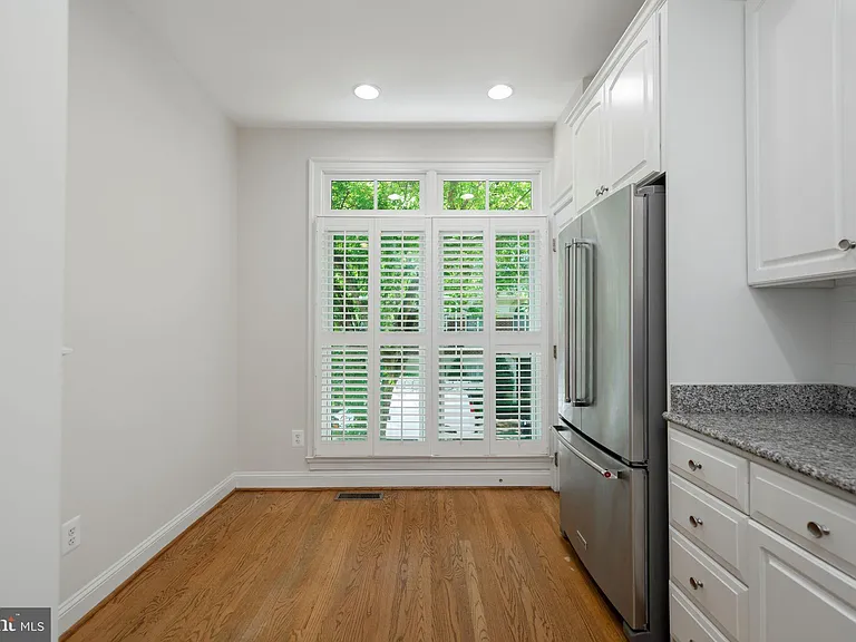 9 Franklin St — Photo 10