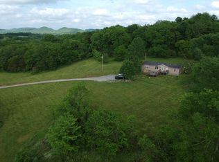 1515 Browning Branch Rd, Hartsville, TN 37074