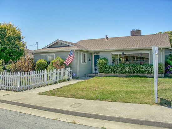829 Delaware St Watsonville Ca 95076 Zillow