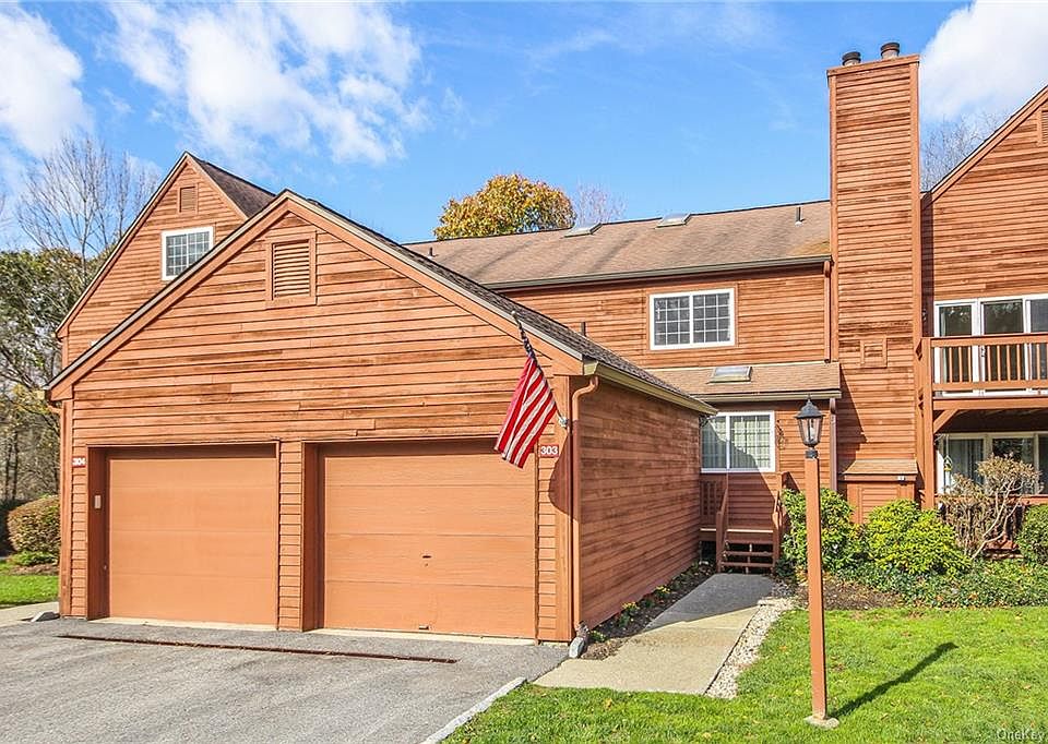 1st image of 303 Driftway Ln