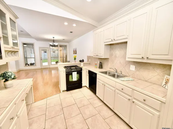 10409 Springtree Ave, Baton Rouge, LA 70810