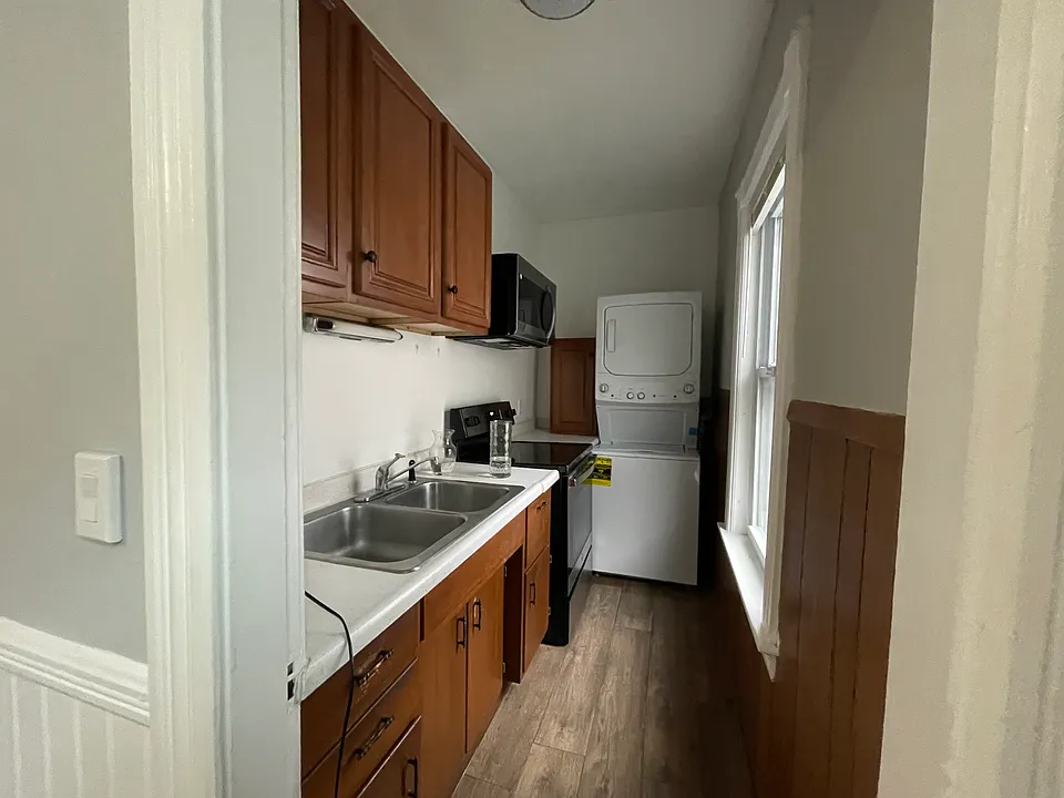 Kitchen and laundry