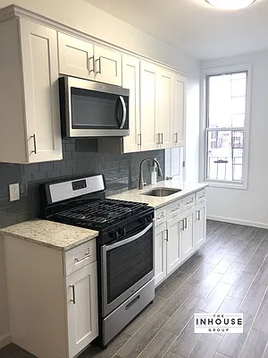 Rented by The InHouse Group | media 1