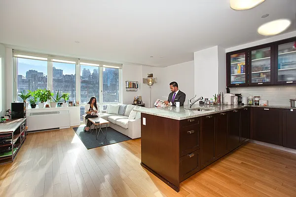 Sold by BLU Real Estate | media 6