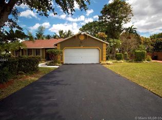 15443 SW 147th Ct, Miami, FL 33187