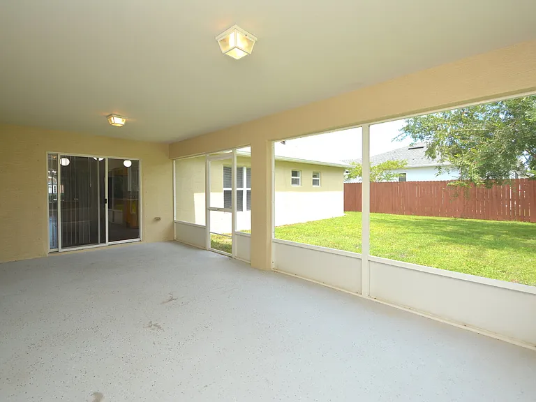 36 Frenora Ln — Photo 33