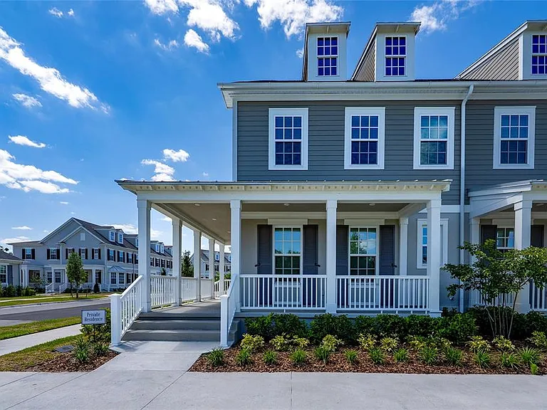 2426 Celebration Blvd — Photo 2