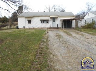 2531 SE Iowa Ave, Topeka, KS 66605