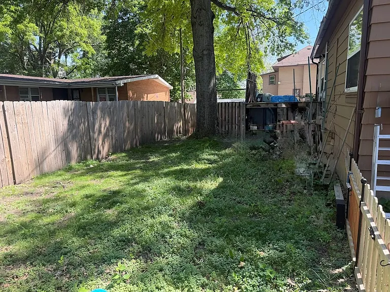 106 S Maple Ave — Photo 8