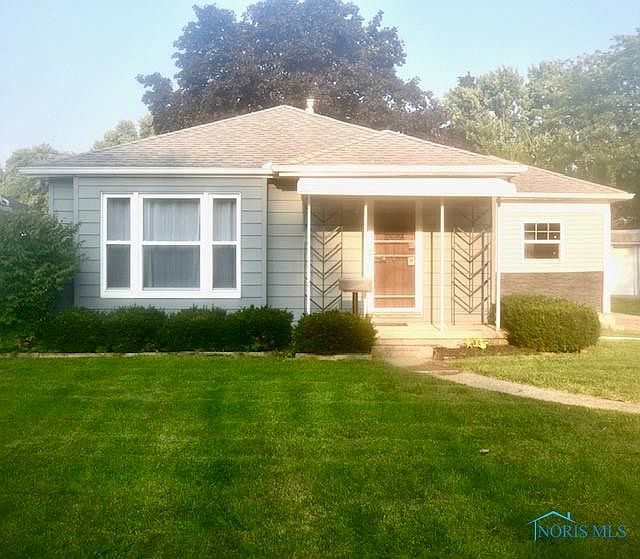 1st image of 3311 Mapleway Dr