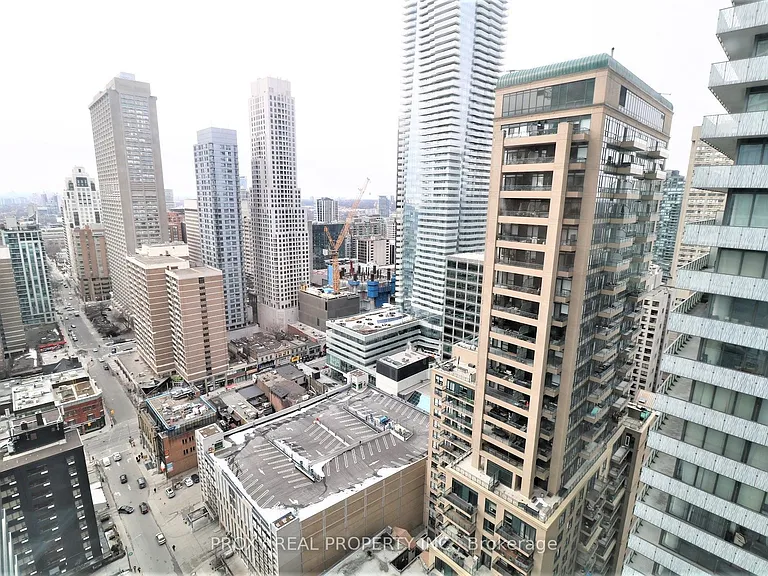 45 Charles St E #3507 — Photo 20