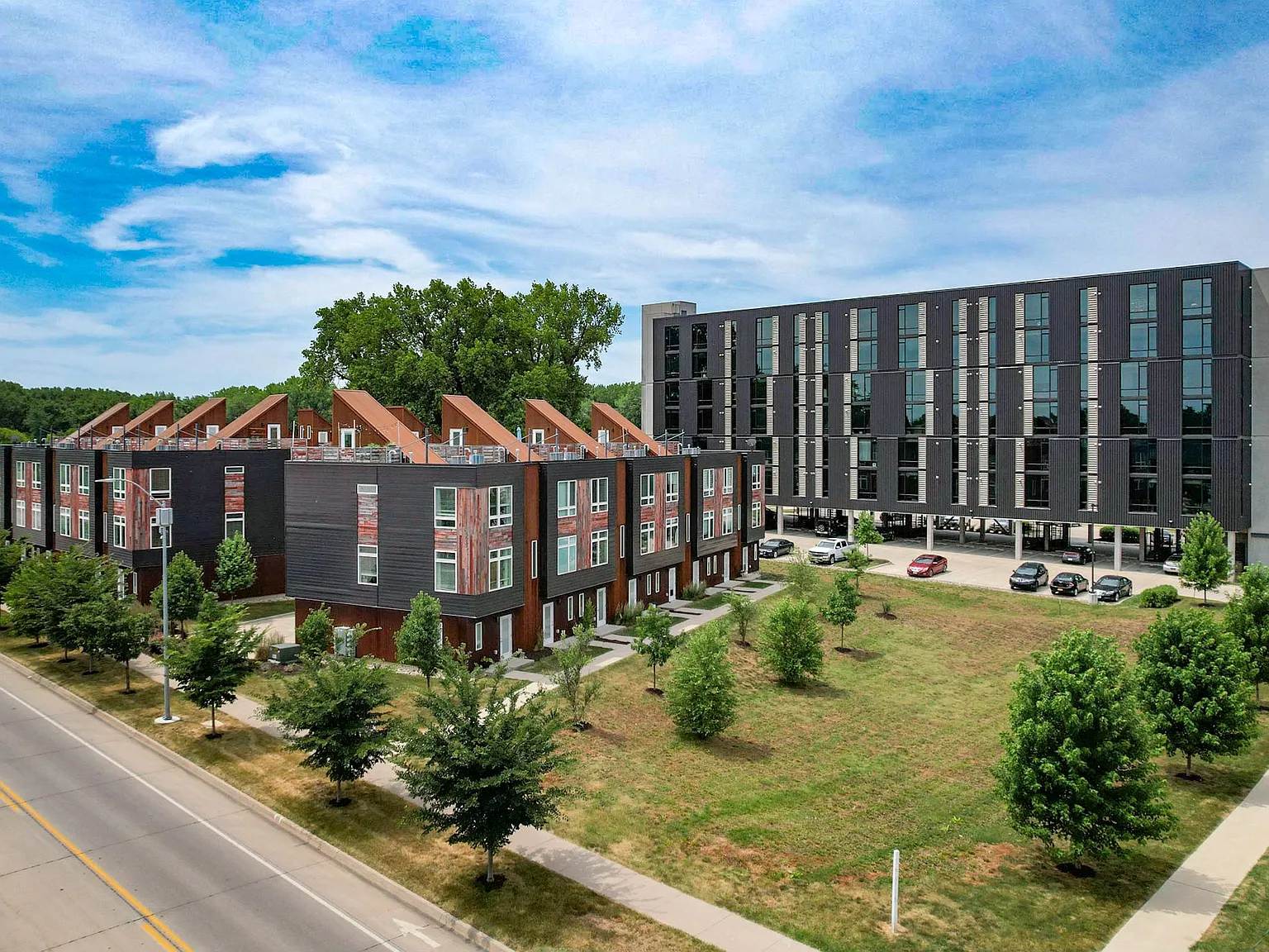 Eagle View Lofts/Townhomes — Photo 4