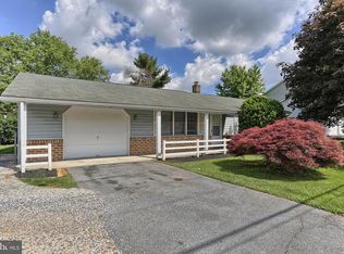 2495 Grandview Rd, Hanover, PA 17331