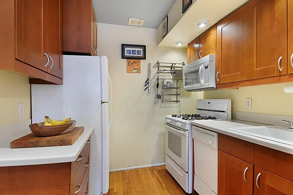 Sold by Corcoran | media 3