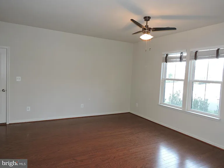 20425 Codman Dr — Photo 11