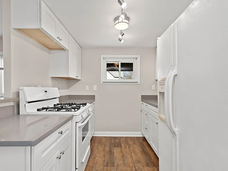 701 Monterey St — Photo 18