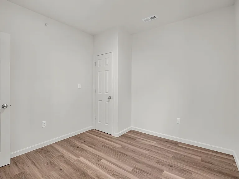 12 Alpine St #3 — Photo 24