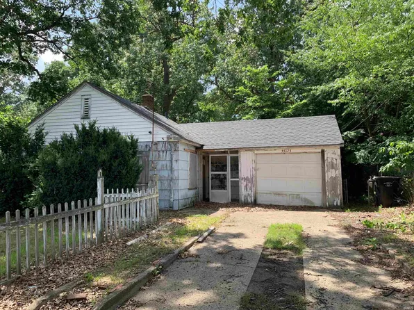 55175 Moss Rd, South Bend, IN 46628