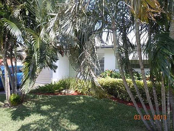 5th image of 606 N L St