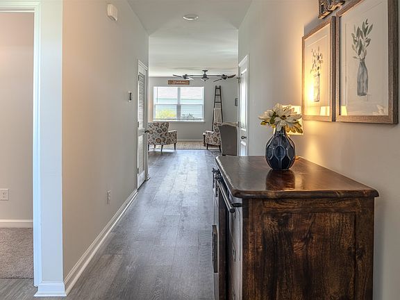 4th image of 275 Forestbrook Cove Circle