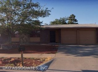 2621 Aquatic Ln, El Paso, TX 79936