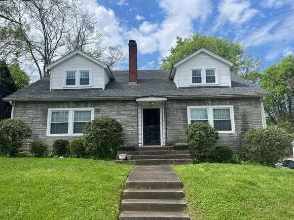 725 E 10th Ave, Bowling Green, KY 42101