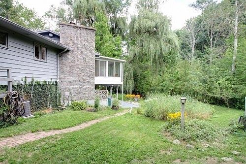 3rd image of 6472 Tanglewood Dr SE