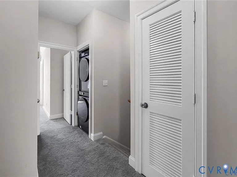 733 S Pine St — Photo 26