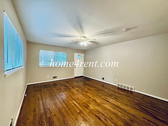 5th image of 7831 Main St