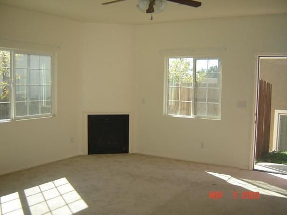3rd image of 460 Calle Elegante