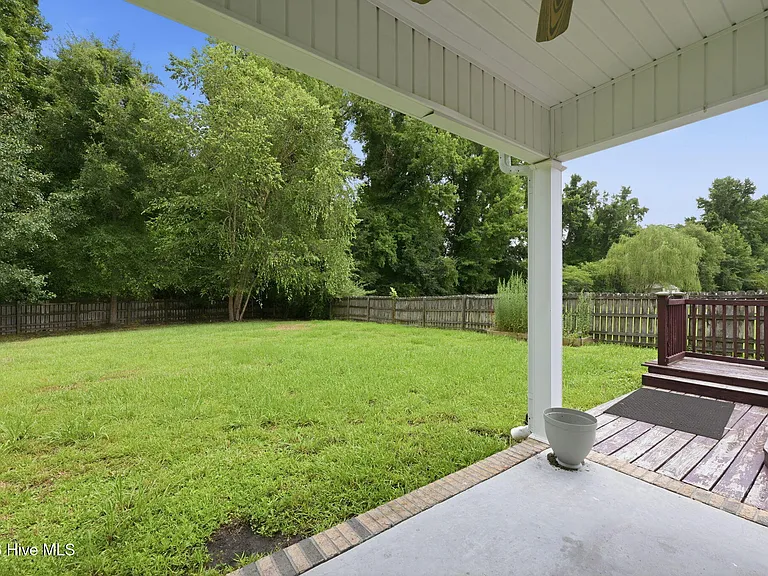 210 Station House Rd — Photo 28