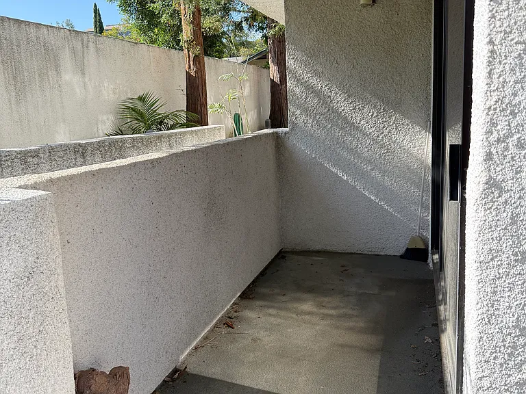 500 E Del Mar Blvd #1 — Photo 7