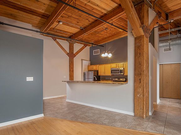 5th image of 2820 Detroit Ave #6hafxa0g2