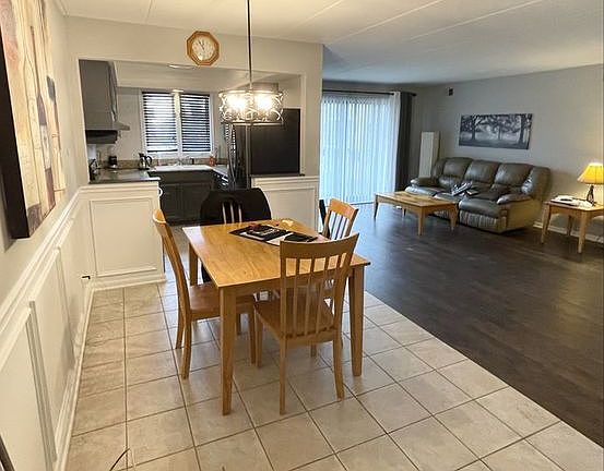 3rd image of 10607 Southwest Hwy APT 2A