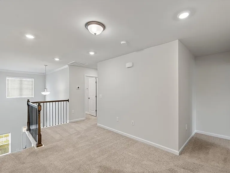 5914 Woodlawn Dr — Photo 23