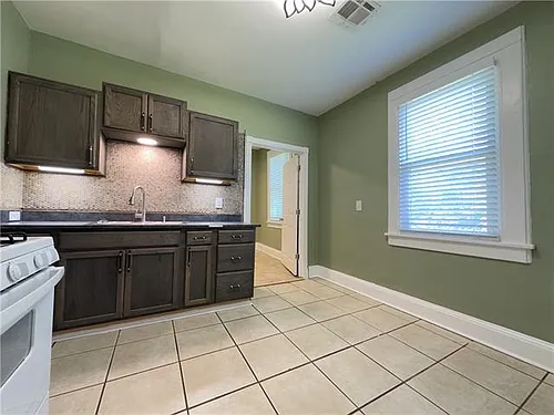 2817 Annette St Photo 1